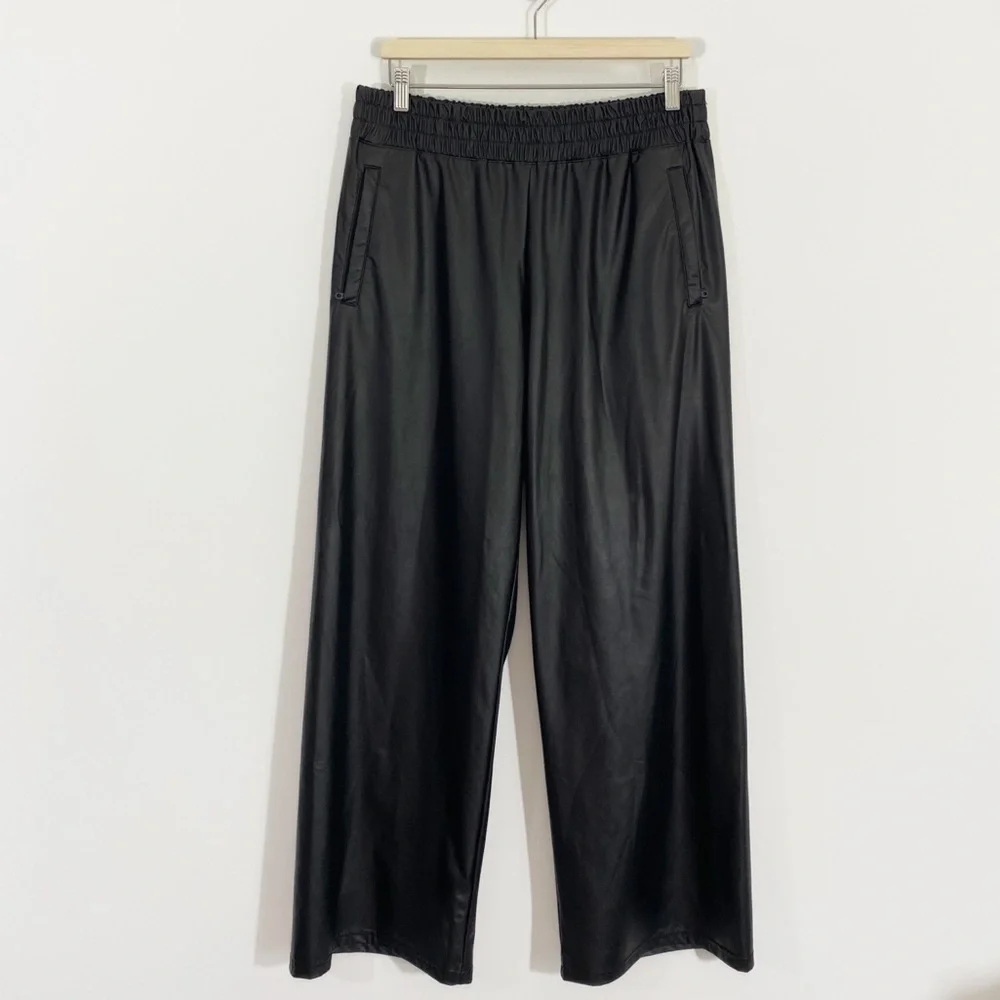Aerie Offline Large Black‎ Wide Leg Pull on Vegan Leather Pants Elastic Waist - Picture 2 of 10